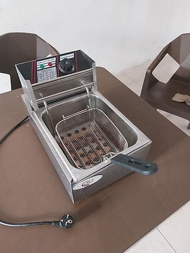 Elektrik fritöz – paslanmayan poladdan korpus, çıxarıla bilən yağ çəni