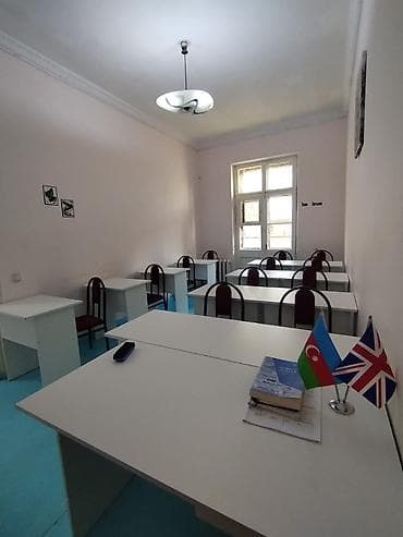 lovhe satilir: Kurs mebelləri dəyərindən aşağı satılır. 12 ədəd tək nəfərlik masa 30 — 3