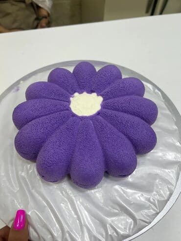 Кондитерские изделия, сладости: 🎂 Tort və Şirniyyat Sifarişləri Qəbul Olunur! 🍰 Hər növ şirniyyat — 7