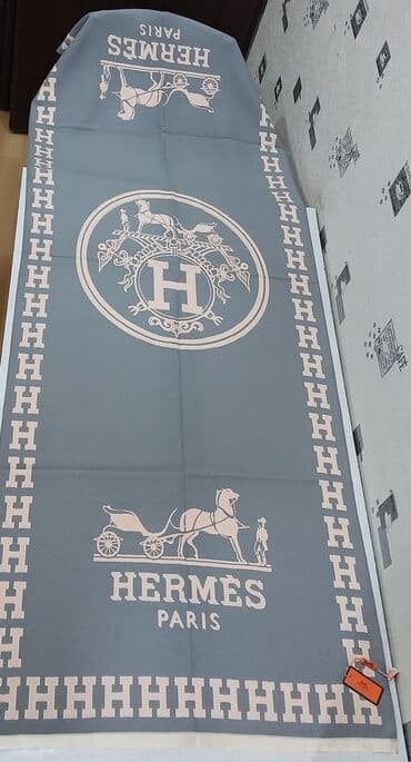 kişi şərfləri: Hermes şərfi, xanımlar üçün, təzədir, keyfiyyətlidir. Model: Hermès — 2