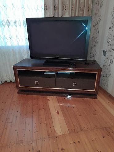 Televizor Altlığı Əla vəziyətdədir. Qeyd: Xaiş olunur lalafo.az -da Televizor Altlığı Əla vəziyətdədir. Qeyd: Xaiş olunur