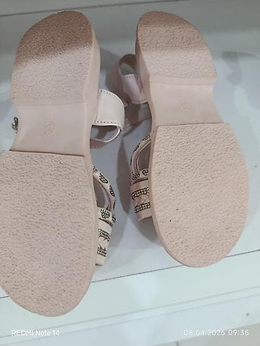 yumurta bezekleri: Uşaq üçün qız sandaleti yeni istifadə olunmayıb - Rəng: Açıq — 2