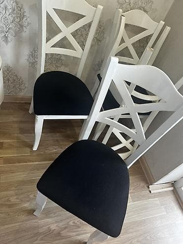 divan metbex: Ağ rəngdə yemək masası və 4 ədəd stul dəsti. Xüsusiyyətlər: - Stil — 1