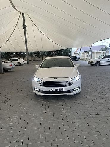 benzin daciki: Ford Fusion: 1.5 l | 2017 il Sedan — 2