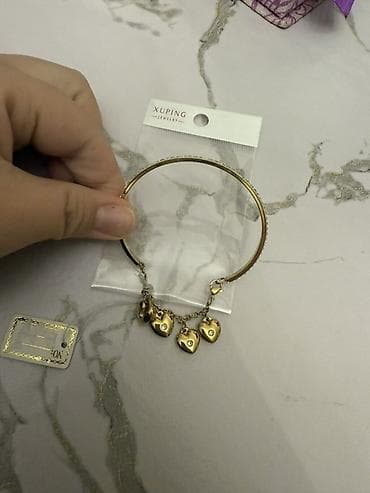 Kişi ayaqqabıları: Qolbag yenidir etketlidir türkiyeden almishdim (bizim pulla 22,70azn) — 2