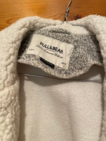 qadınlar üçün təbii dublyonkalar: Pull&Bear Qadin ust geyimi ici yun deyil sadece vorotnik ve qol — 5