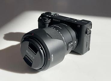 Sony Alpha seriyalı mirrorless fotoaparat - Brend/model: Sony Alpha