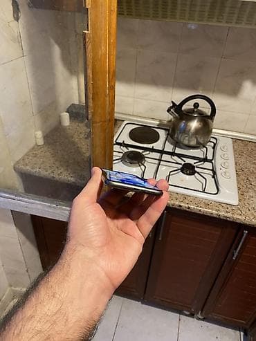 iphone ipad: IPhone 11, 64 GB, Qara, Face ID — 5