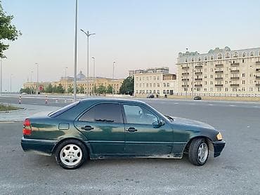 eylec: Mercedes-Benz C‑Class (W202) sedan masin xerc teleb etmir - Korpus: 4 — 3