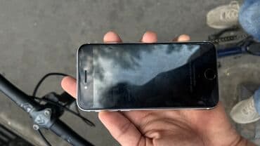 Tofas: IPhone SE 2020, 64 GB, Desert Titanium, Barmaq izi — 6