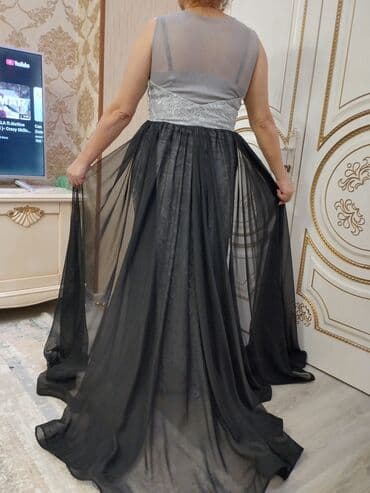 вечерние платья на новый год: Zərif axşam/ziyafət geyimi - Rəng: gümüşü boz krujeva əsas, qara — 7