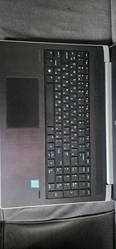 Samsung: I5 8th gen prosessor 8gb ram 256 gb nvme ssd 500 gb 2.5 hdd Barmag — 3