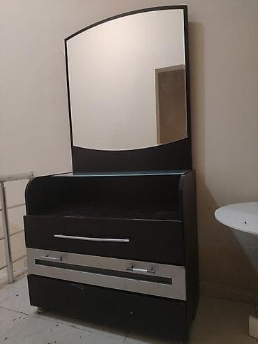 Komodlar: İşlənmiş, Güzgülü, Azərbaycan — 2