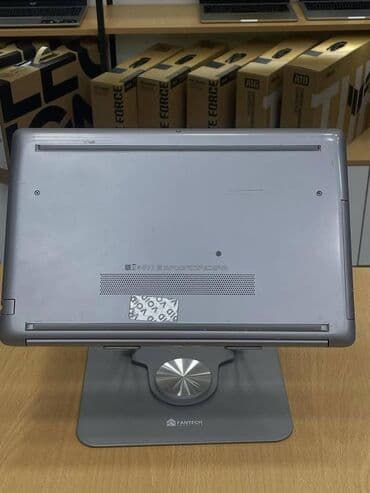 hp notbuk: HP noutbuk – 15.6" ekranlı, gümüşü korpus Xüsusiyyətlər: - Prosessor — 5