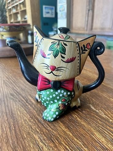 Rəng - Bej, Dəm caydanı, Keramika