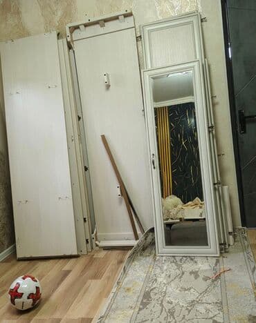 Dolablar: İşlənmiş, Açılan, 4 qapılı Düz dolab, Qarderob, paltar dolabı, Rumıniya — 2