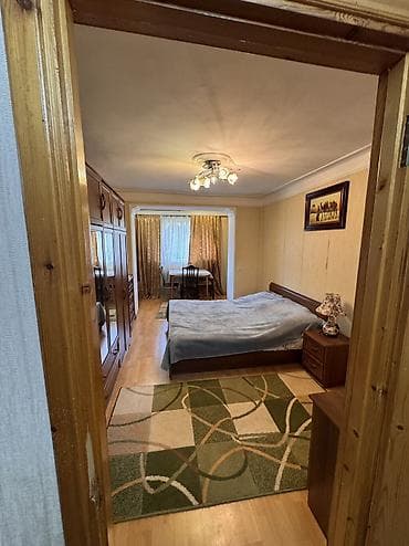 berde ev: Bakı, Yasamal, 3 otaqlı, Köhnə tikili, m. İnşaatçılar, 68 kv. m — 3