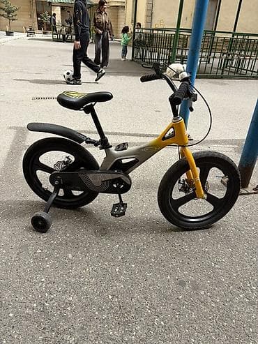 Б/у Двухколесные Детский велосипед 18", скоростей: 1 — 2