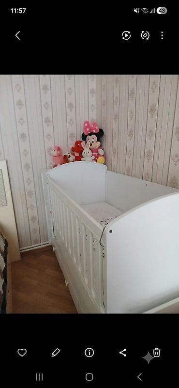 matras islenmis: Oğlan və qız üçün, İşlənmiş, Dördbucaq, Beşik, Dəstsiz, Matras ilə, Yellənmə mexanizmsiz — 1