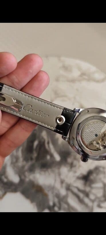 qara noqteler: Yeni, Qol saatı, Cartier, rəng - Gümüşü — 6