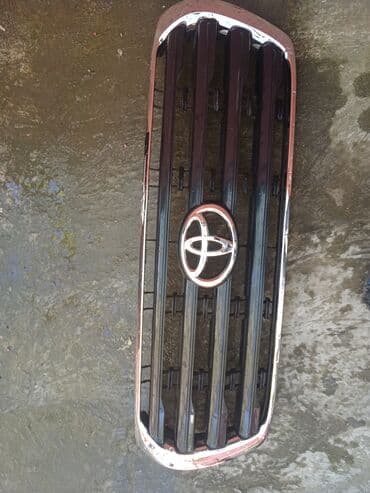 решетки на батареи: Toyota Land cruiser radiator barmağligi — 1