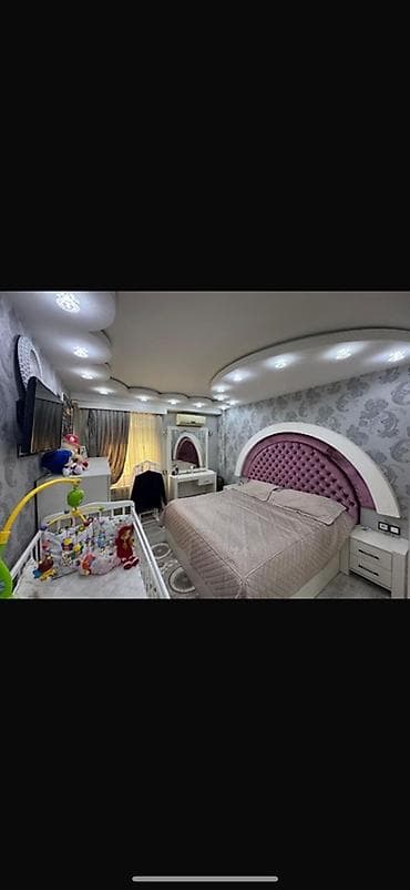 kreditle heyet evi: Tam mebellı mənzil interyeri satılır - Geniş, işıqlı qonaq otağı: U — 6