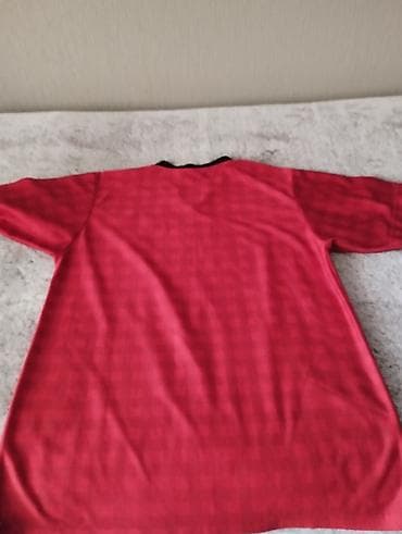 futbol kofta: Спортивные футболки и шорты
размер S( цена за одну) — 3