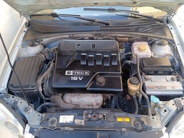 mercedes c180 yanacaq serfiyyati: Chevrolet Lacetti sedan Xüsusiyyətlər: - Korpus: gümüşü rəng, 4 — 3