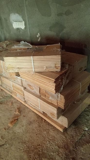 black latte nedir: ⚜️Salam təmiz Göyrüş parketididi. 60kv -dır.⚜️Qiymət :1 kv: 40 AZN-dir — 2