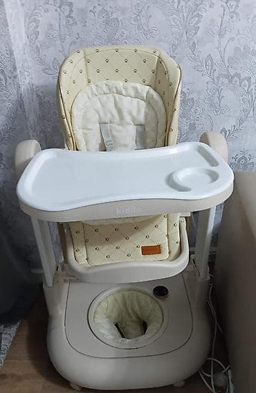 Kidilo yemek masası 80 azn . Hem xodulka hem yellencek kimi istifde — 1