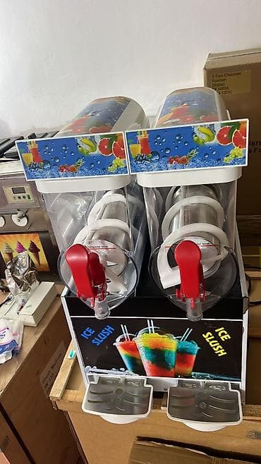 Оборудование для ресторанов, кафе: 3 qablı slashi/soyudulmuş içki aparatı - 3 müstəqil tank: eyni anda 3 — 7