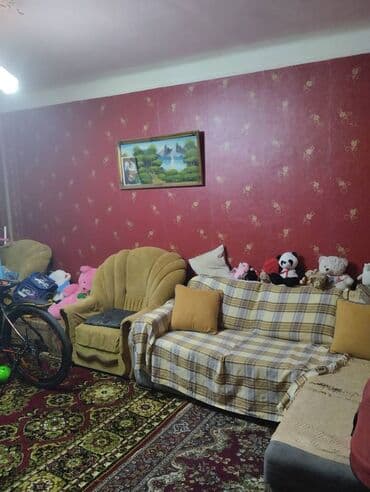 bakıda evlərin qiyməti: Bakı, NZS, 3 otaqlı, Köhnə tikili, m. Xalqlar Dostluğu, 65 kv. m — 3