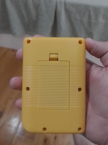 Retro əl oyun konsolu – “SUP” mini handheld (sarı) Xüsusiyyətlər: -