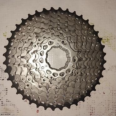 Velosiped ehtiyyat hissələri: Velosiped kaseti 
Barter mümkündür — 1
