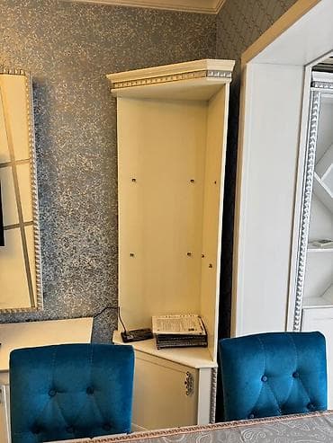 nerj stollar: Qonaq otağı dəsti *900 Azn* satılır. Hər biri keyfiyyətli — 8