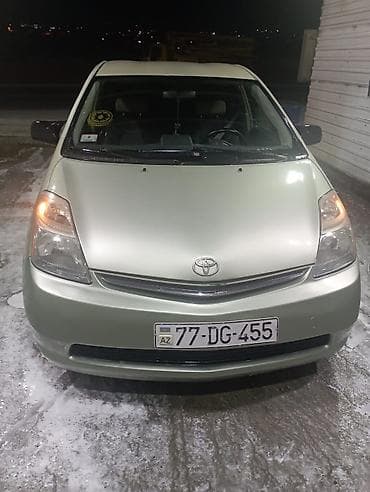 Toyota Prius (ikili güc sistemi – Hybrid Synergy Drive)