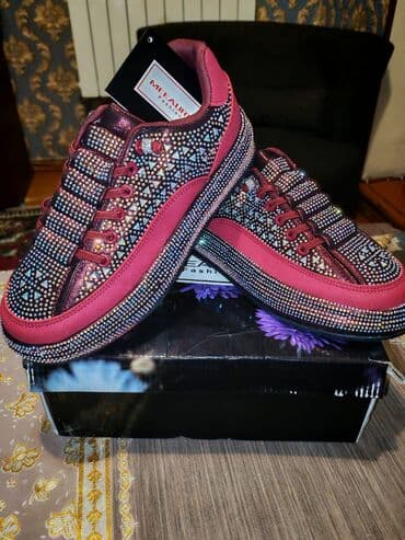 Megaline Fashion qadın idman ayaqqabısı - Rəng: tünd