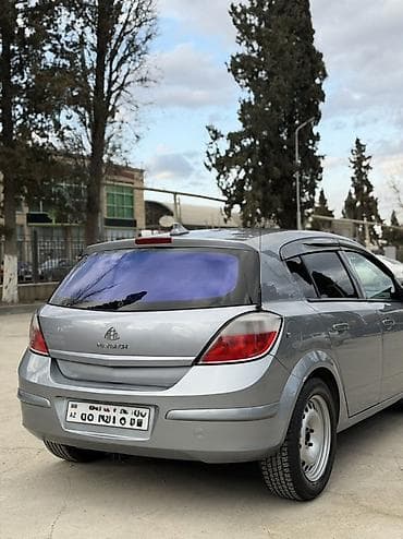 Motonəqliyyat: Opel Astra: 1.4 l | 2004 il 317077 km Hetçbek — 8