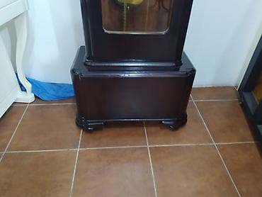 satt: Qədim saat satılır.Yantar (Ocz)1954 ilin — 4