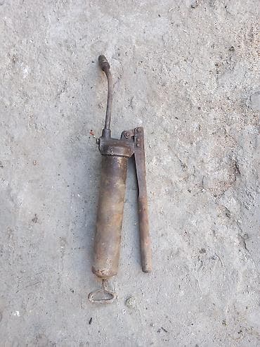 Alətlər: Yag vuran tapança Mexanik yağlama pompası (grease gun) - Qol ilə — 1
