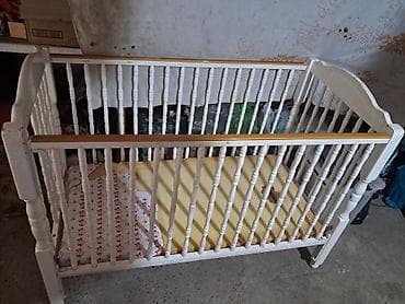kunc divanar: Uşaq beşiyi – taxta, klassik dizayn - Material: bərk taxta, ağ rəngdə — 1