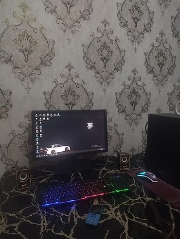 Təcili satılır hərbirşeyi var kompüterin oyun maus klaviatura dəstinə