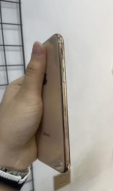 wifi saz: IPhone Xs, 64 GB, Qızılı, Face ID — 3