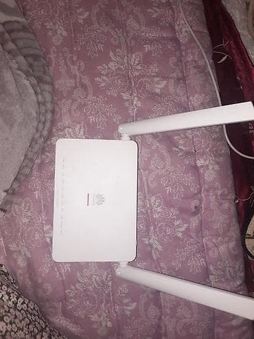 Huawei Wi‑Fi marşrutizatoru - Marka/model: Huawei (iki xarici