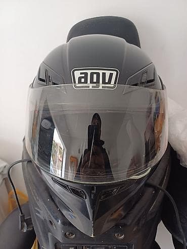 AGV tam üzlü motosiklet dəbilqəsi - Brend/model: AGV (full-face) -