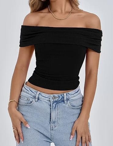 Qadınlar üçün qara, “off-shoulder” (çiyin açıq) qısa top - Stil