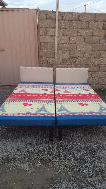 Çarpayı Təzə hazırı var Çatdırılma var 1 nəfərlik 50 manat 2 nəfərlik — 1