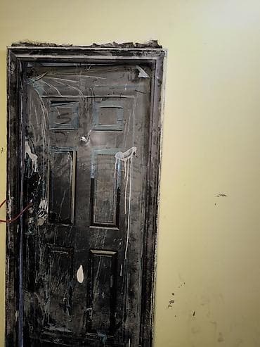 8 mikrorayon satilan evler: Yasamal, 3 otaqlı, Yeni tikili, 138 kv. m — 8