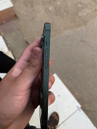 ipad 14 pro: Məhsul: iPhone (yaşıl rəng, Lightning girişli, iki arxa kamera) — 5