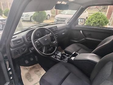 bekalator satisi: LADA Niva 3 qapılı SUV - Kuzov: qara rəng, 3 qapılı, qısa baza - Tam — 4